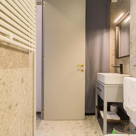 Palazzo Piccinni 97 By Apulia 3* 바리