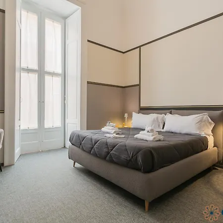 Palazzo Piccinni 97 By Apulia 3*