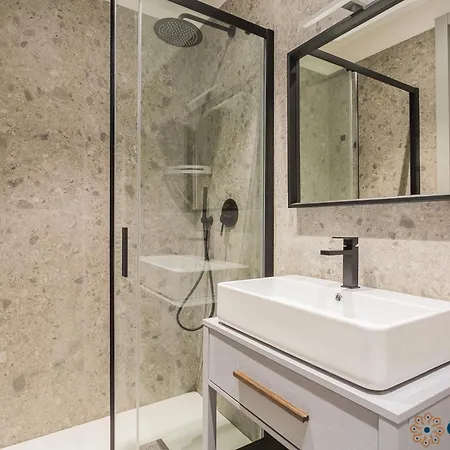 Konukevi Palazzo Piccinni 97 By Apulia Bari