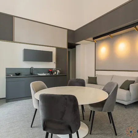 Palazzo Piccinni 97 By Apulia 3* 바리