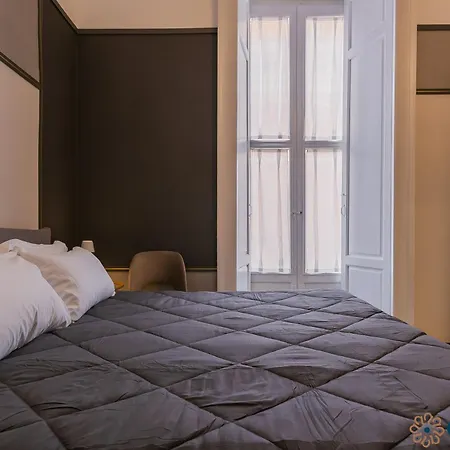 Palazzo Piccinni 97 By Apulia 3*