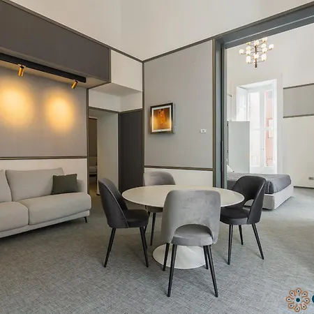 Palazzo Piccinni 97 By Apulia Penzion 3*