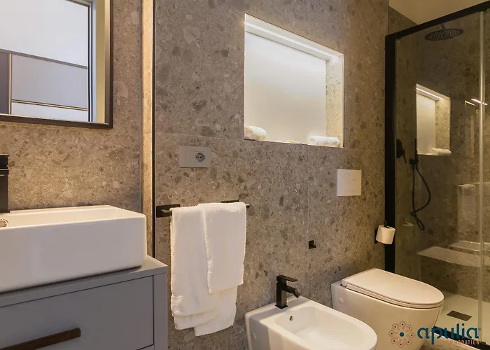 Palazzo Piccinni 97 By Apulia 3*
