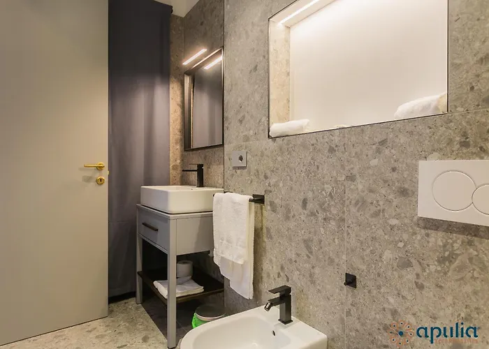 Palazzo Piccinni 97 By Apulia Πανσιόν 3*